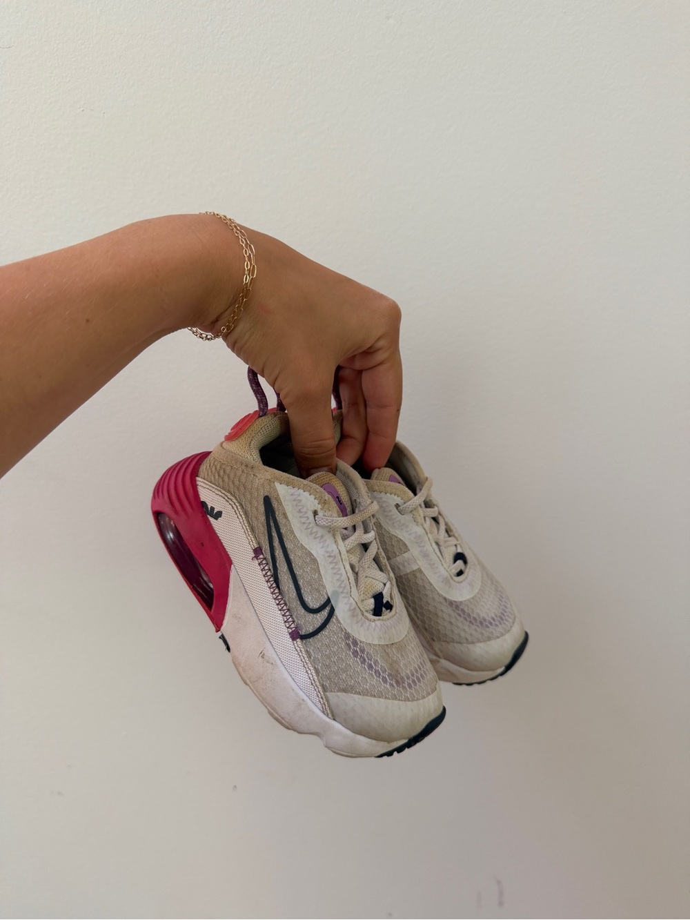 Nikes toddler girl 7c